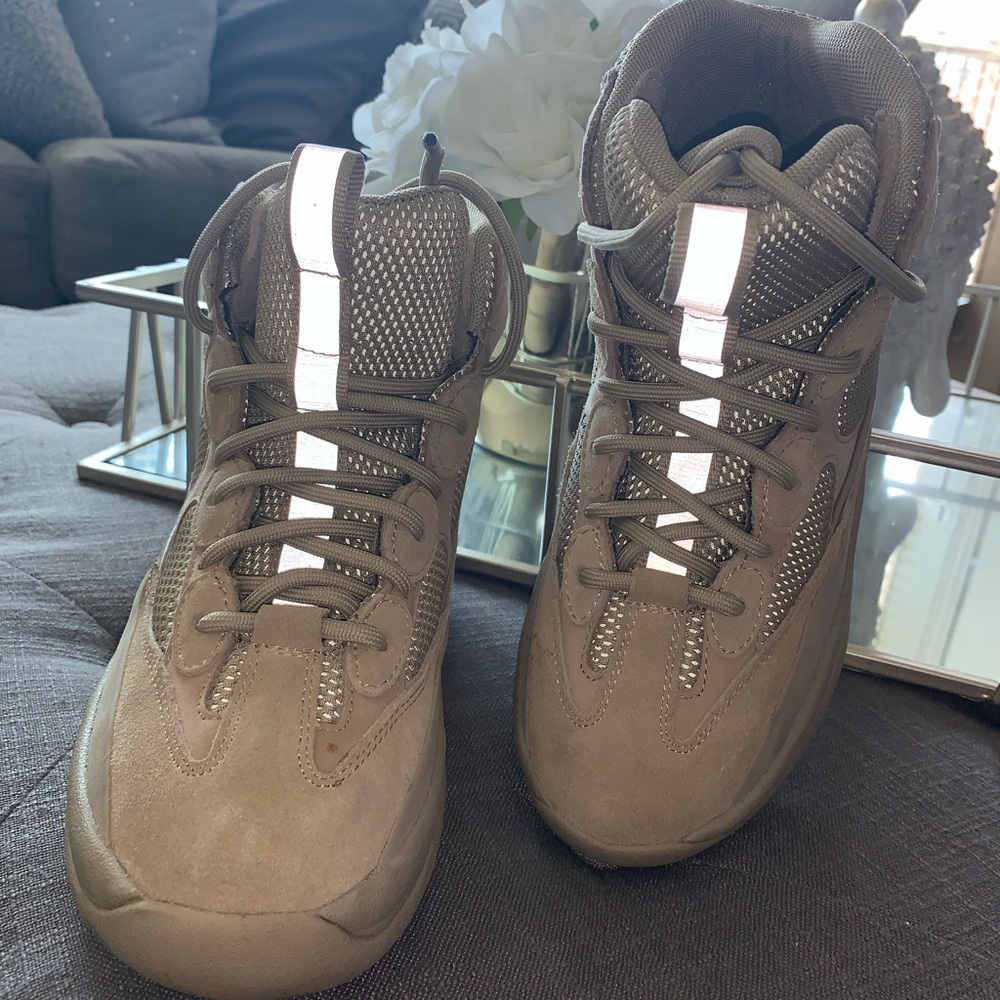 Authentic yeezy dessert boots